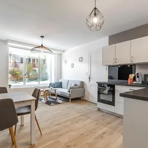 https://t2-basque-bayonne.biarritzhotels.info