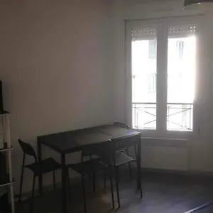https://coeur-de-ville-joli-studio-tout-equipe.aixenprovencehotels.org