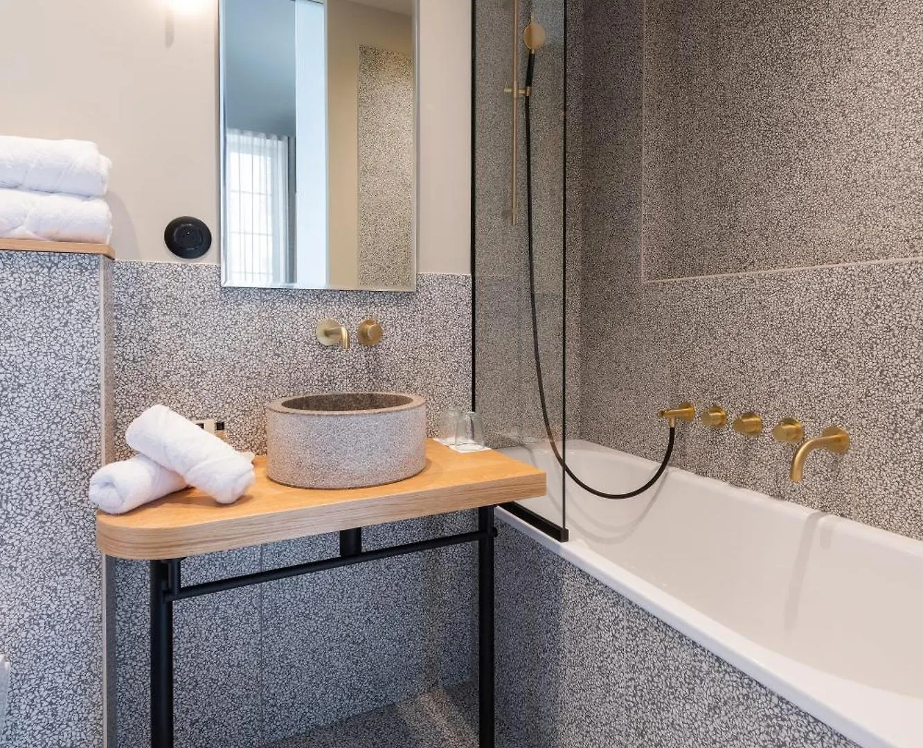Hotel De L'Abbaye Lyon - Boutique Hotel